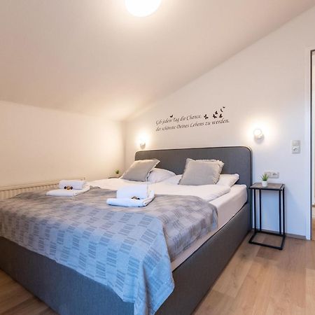 Apartment Alpenchalets - Zse203 By Interhome Zell am See Esterno foto