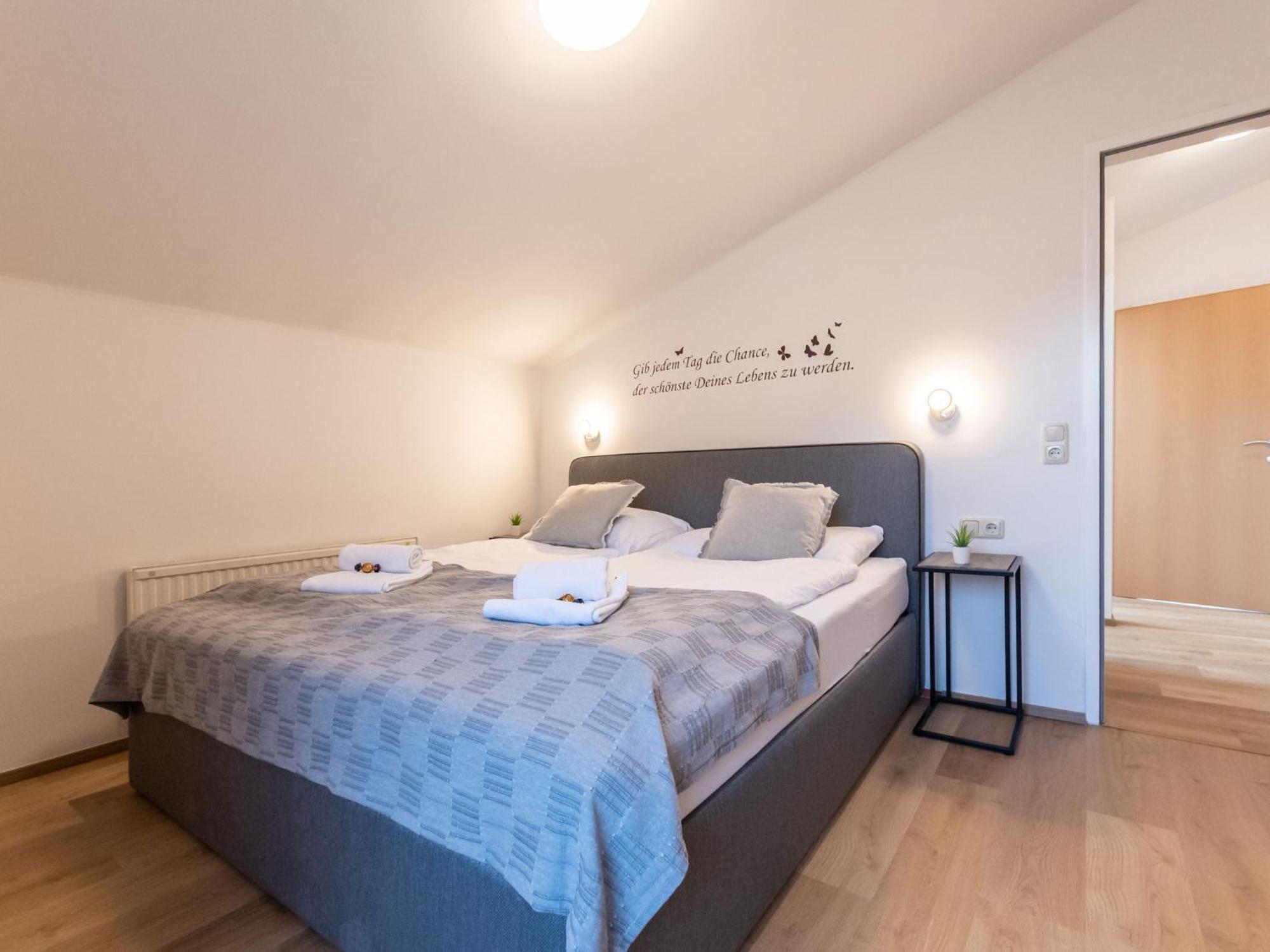 Apartment Alpenchalets - Zse203 By Interhome Zell am See Esterno foto