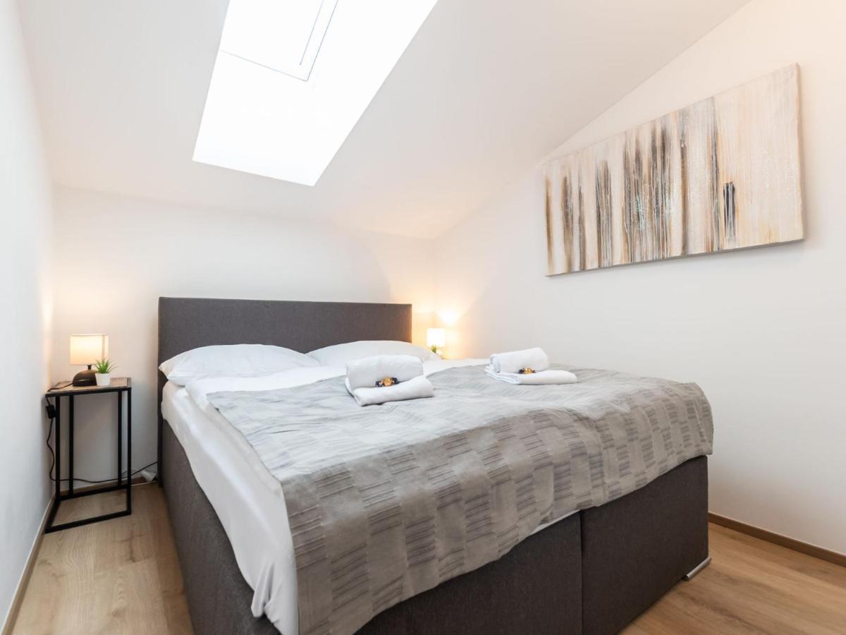 Apartment Alpenchalets - Zse203 By Interhome Zell am See Esterno foto